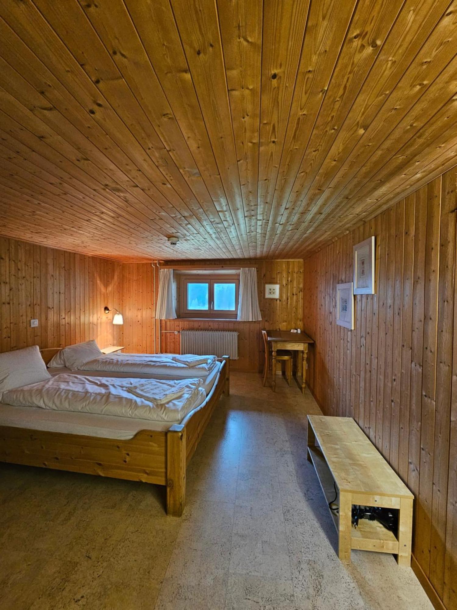 Gasthaus Roessli Versam Extérieur photo