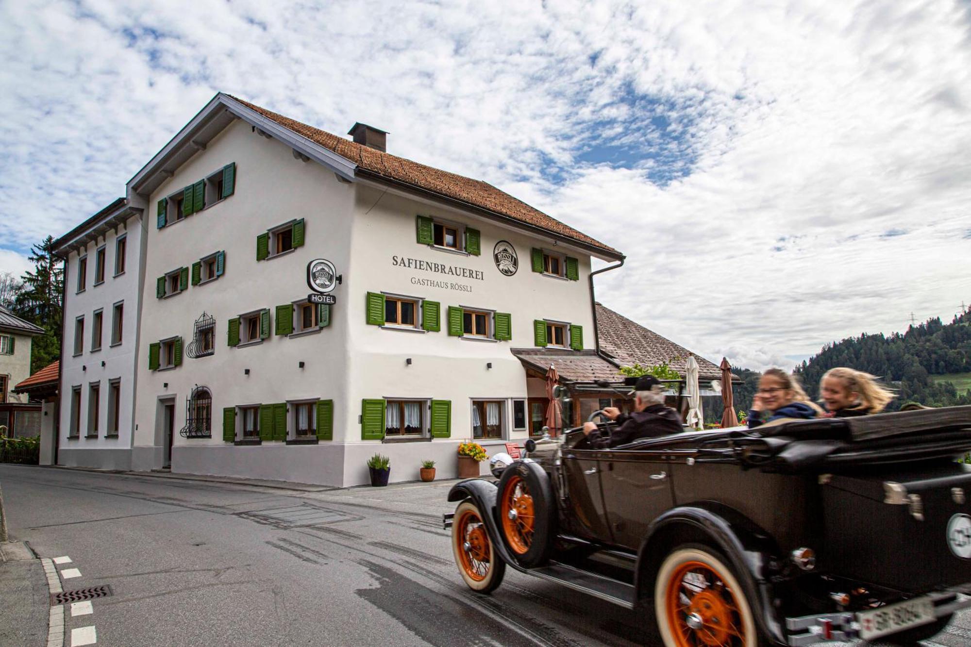 Gasthaus Roessli Versam Extérieur photo