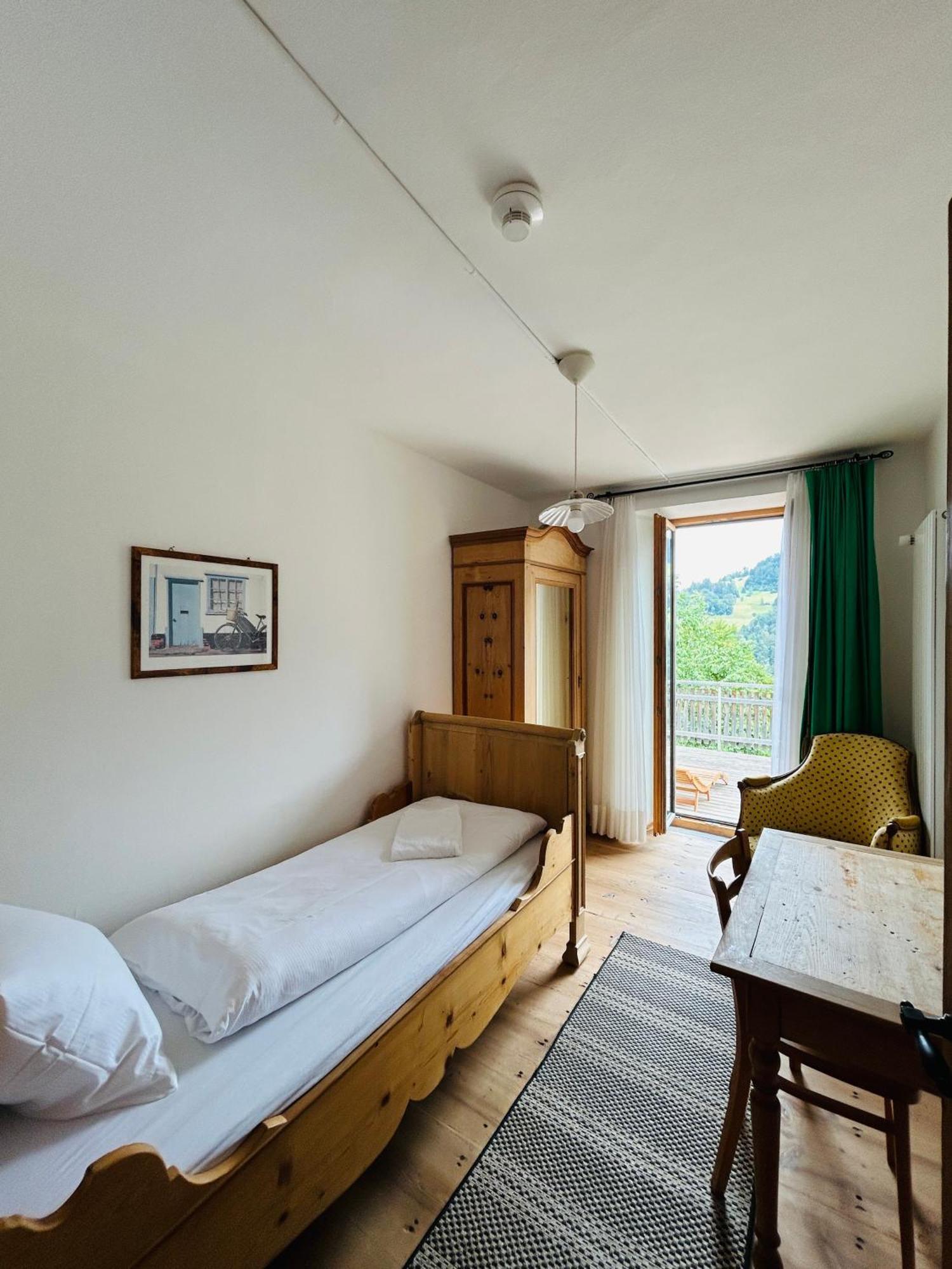 Gasthaus Roessli Versam Extérieur photo