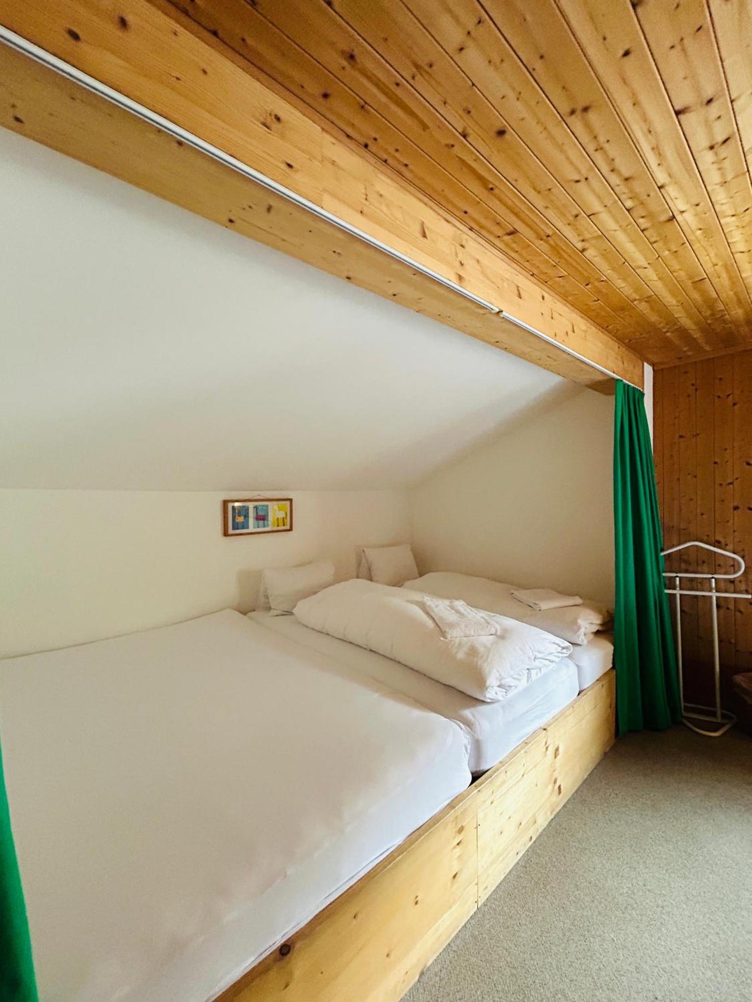 Gasthaus Roessli Versam Extérieur photo