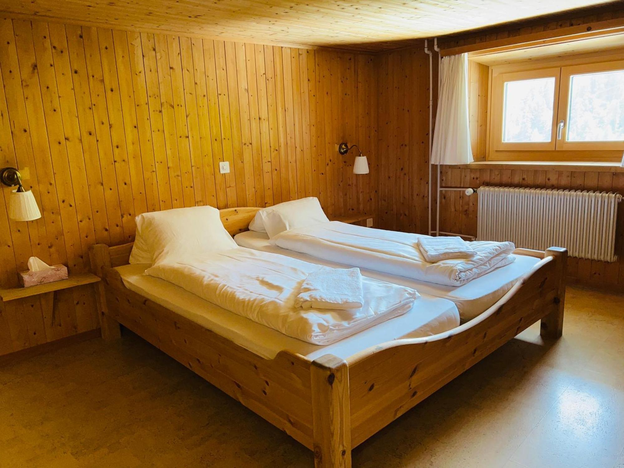 Gasthaus Roessli Versam Extérieur photo