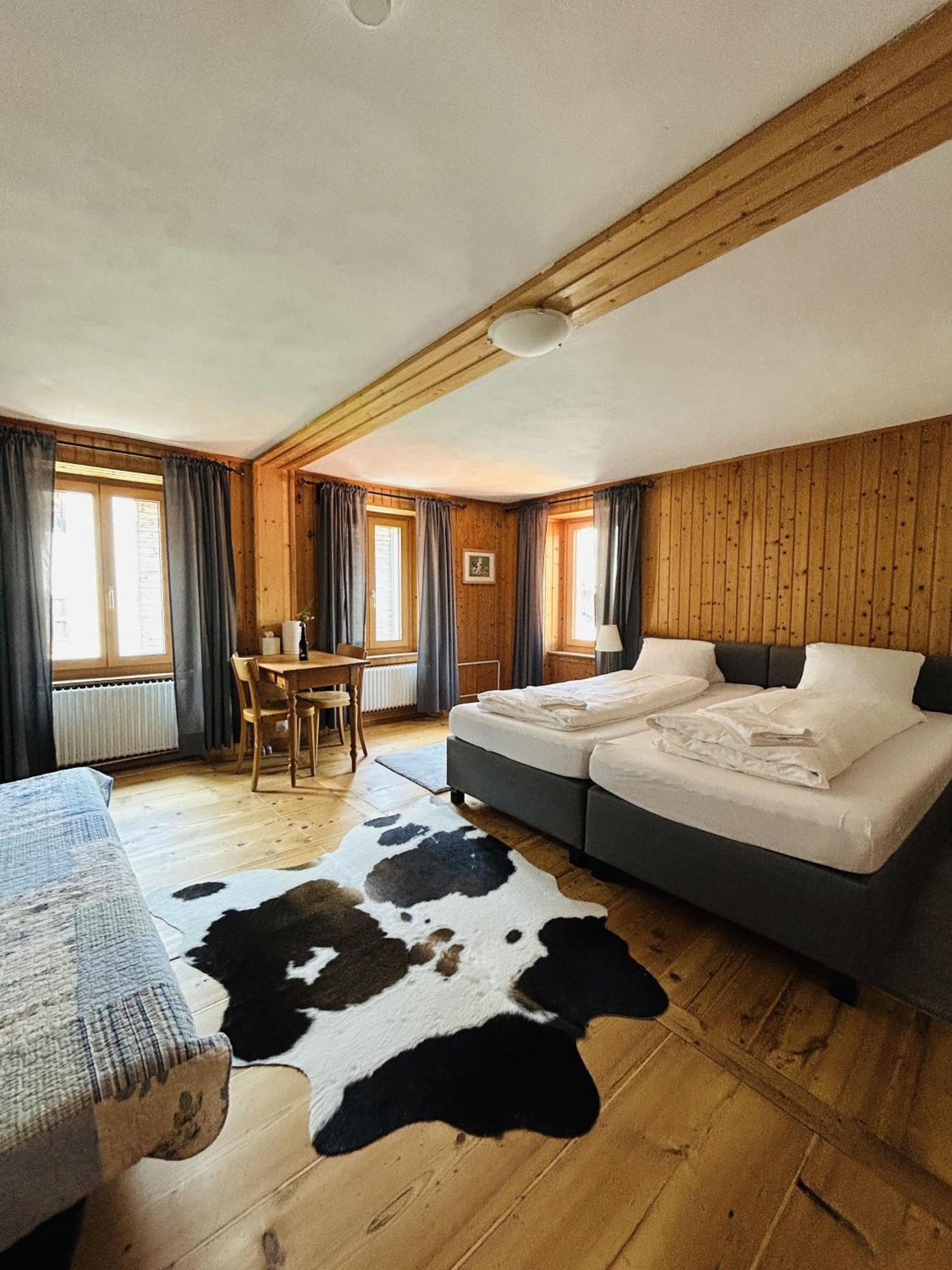 Gasthaus Roessli Versam Extérieur photo
