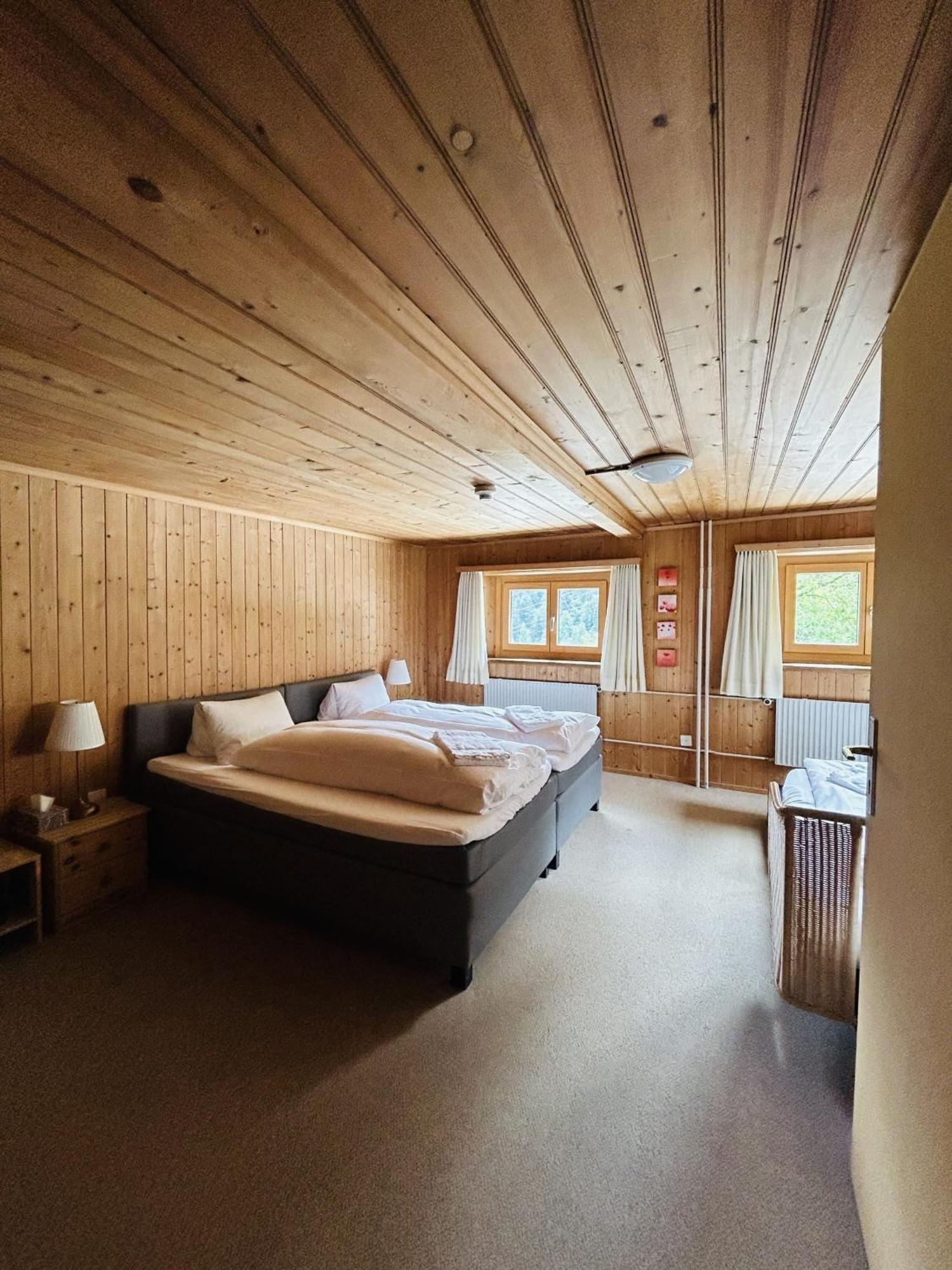 Gasthaus Roessli Versam Extérieur photo